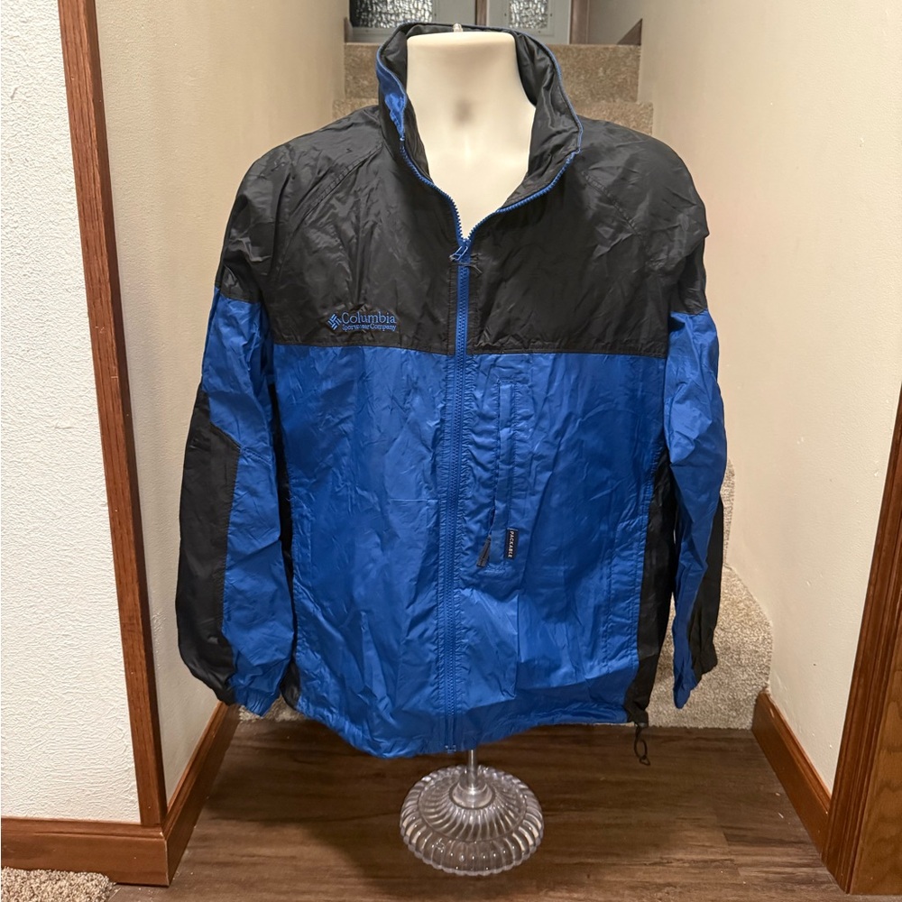 Columbia Black and Blue Sportswear Jacket